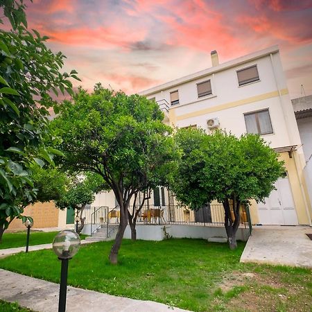Hotel Soleo Quartu SantʼElena Dış mekan fotoğraf