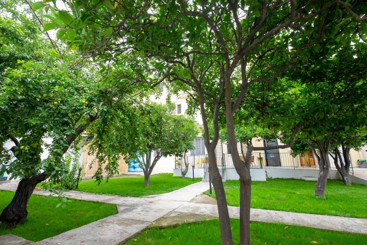 Hotel Soleo Quartu SantʼElena Dış mekan fotoğraf