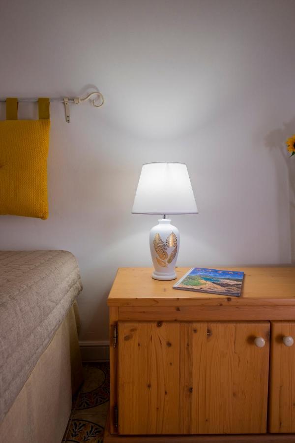 Hotel Soleo Quartu SantʼElena Dış mekan fotoğraf