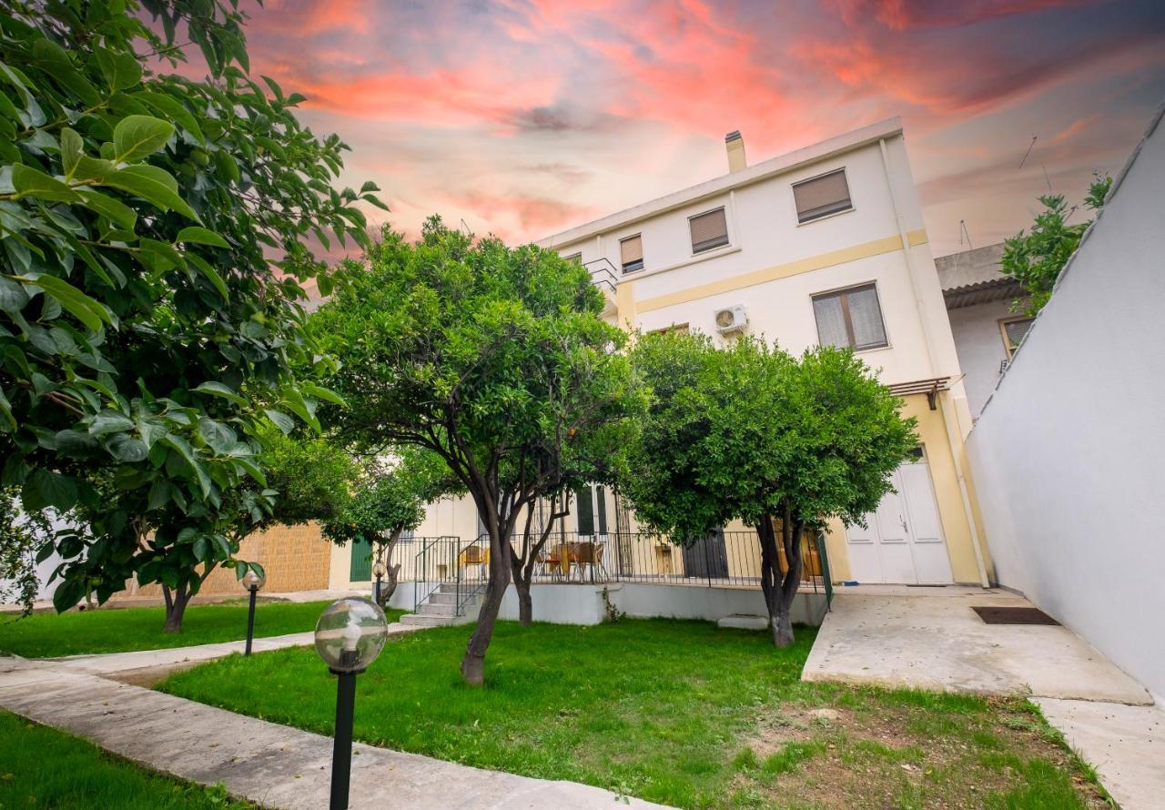 Hotel Soleo Quartu SantʼElena Dış mekan fotoğraf
