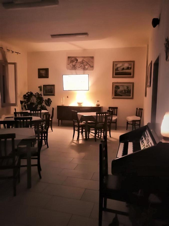 Hotel Soleo Quartu SantʼElena Dış mekan fotoğraf