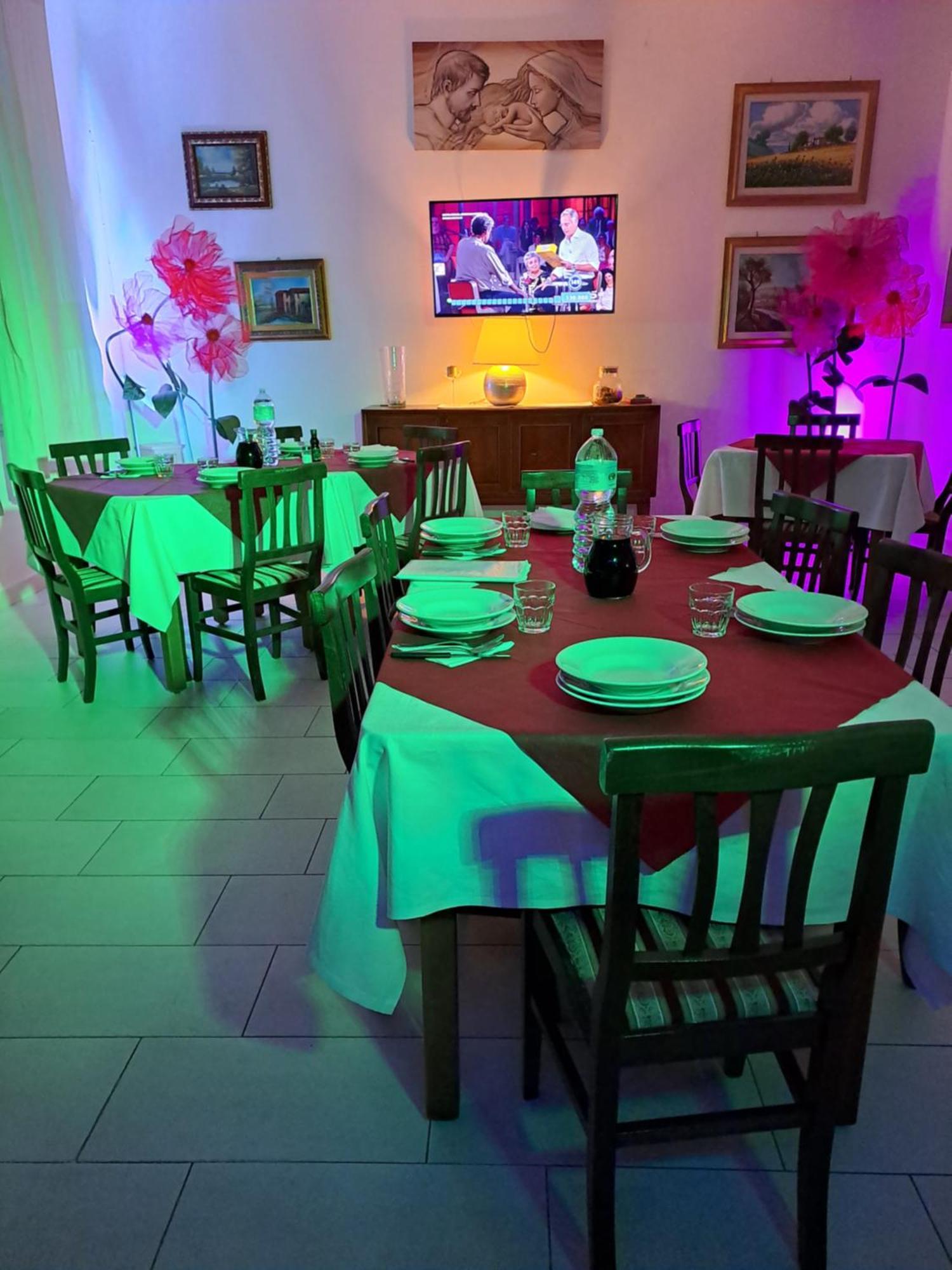 Hotel Soleo Quartu SantʼElena Dış mekan fotoğraf
