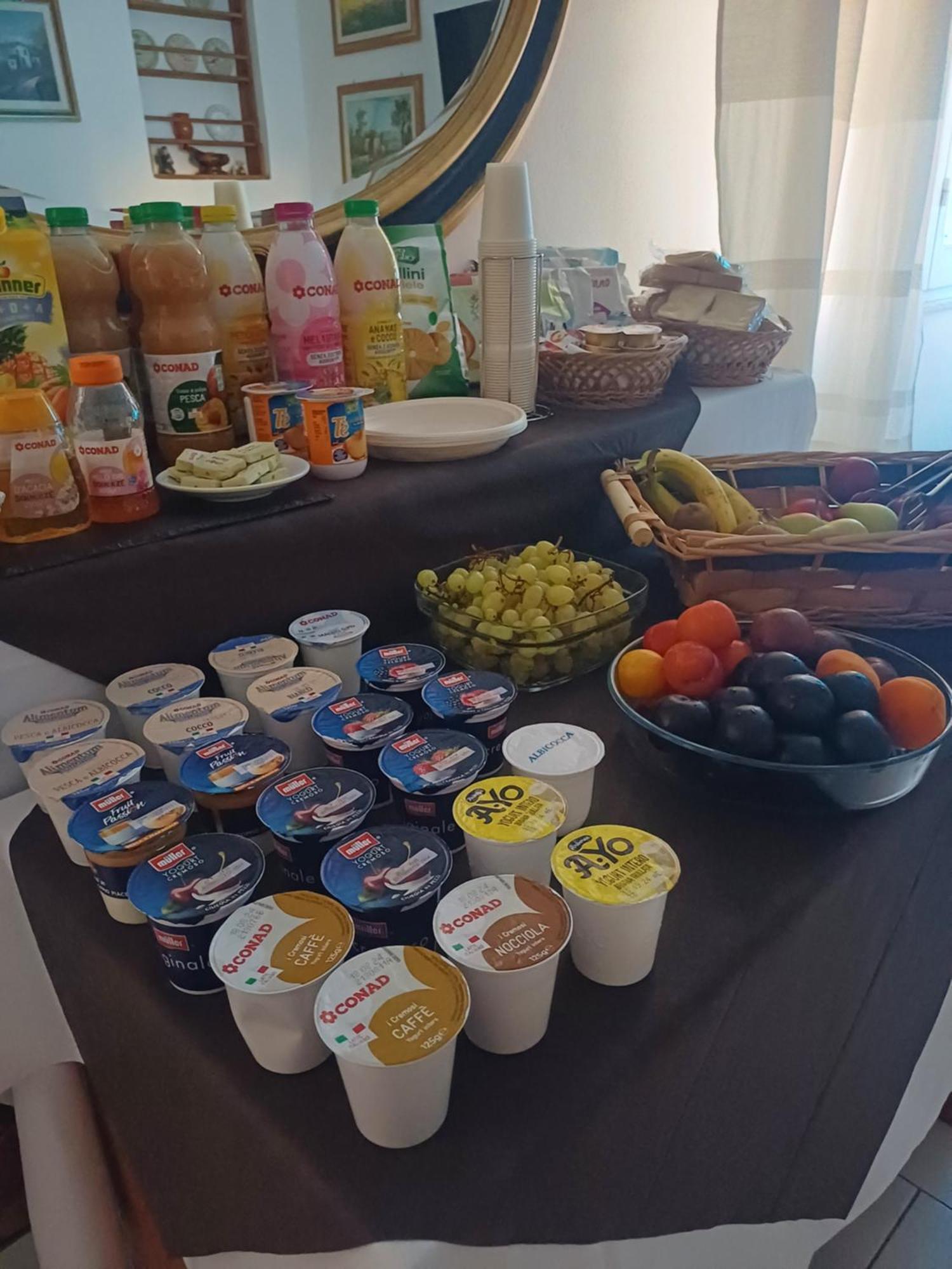 Hotel Soleo Quartu SantʼElena Dış mekan fotoğraf